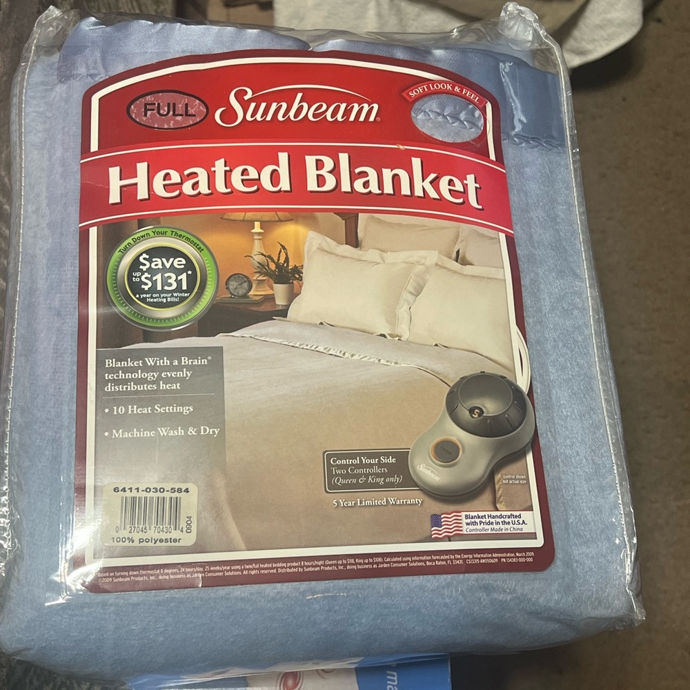 Hanes Heated Blanket - Soft Blue